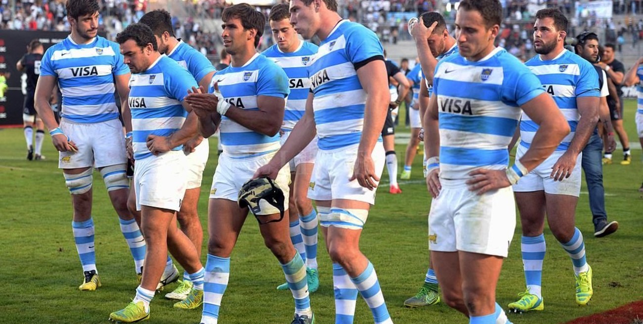 Los Pumas perdieron sobre la hora contra Inglaterra