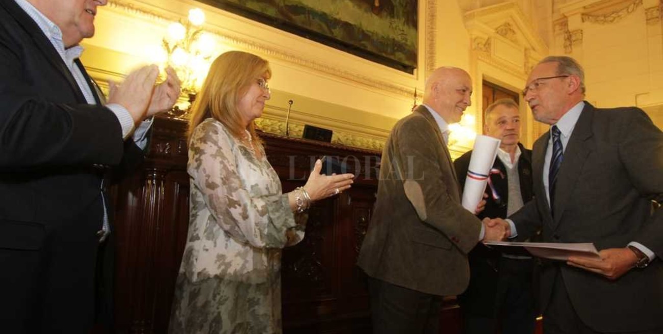 Homenaje a próceres de la medicina