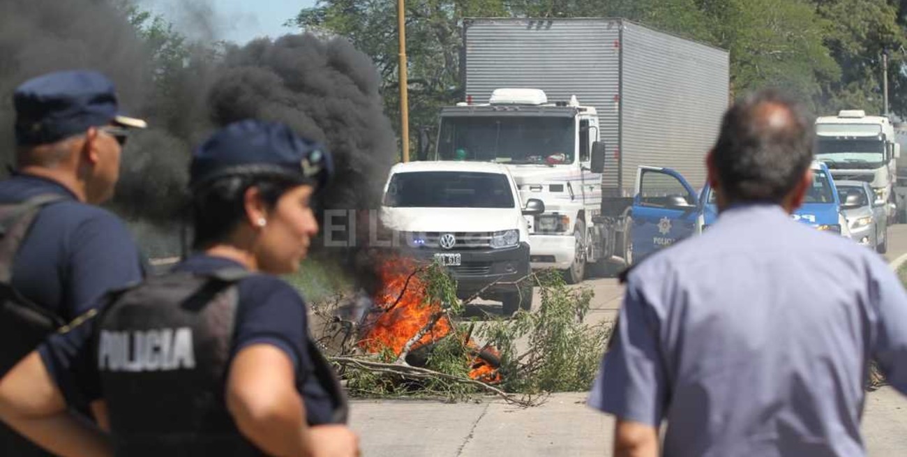 Se repiten los cortes de vecinos por falta de energía eléctrica