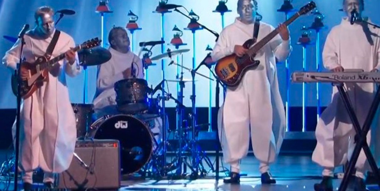 Sig Ragga abrió la noche de los Premios Grammy Latino 2017