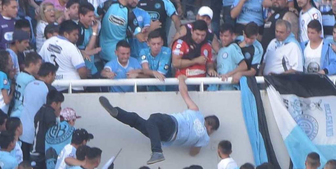 4 detenidos en la causa del hincha arrojado desde la tribuna