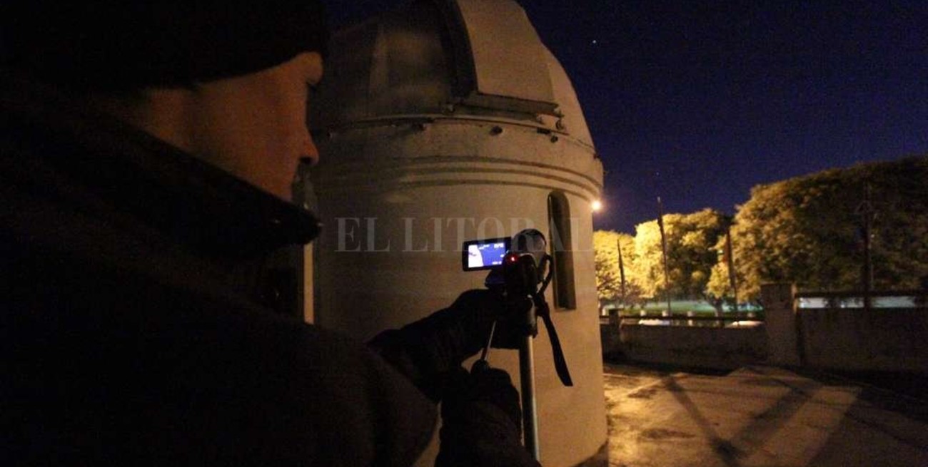 La estación espacial más grande del mundo se vio en el cielo de la ciudad