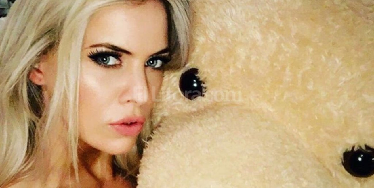 Alejandra Maglietti y una infartante producción de fotos