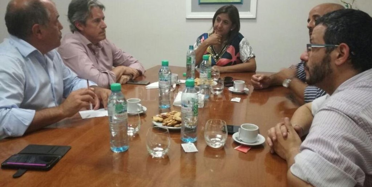 Simoniello: "Trabajamos por una mejor conectividad entre Santa Fe y Santo Tomé"