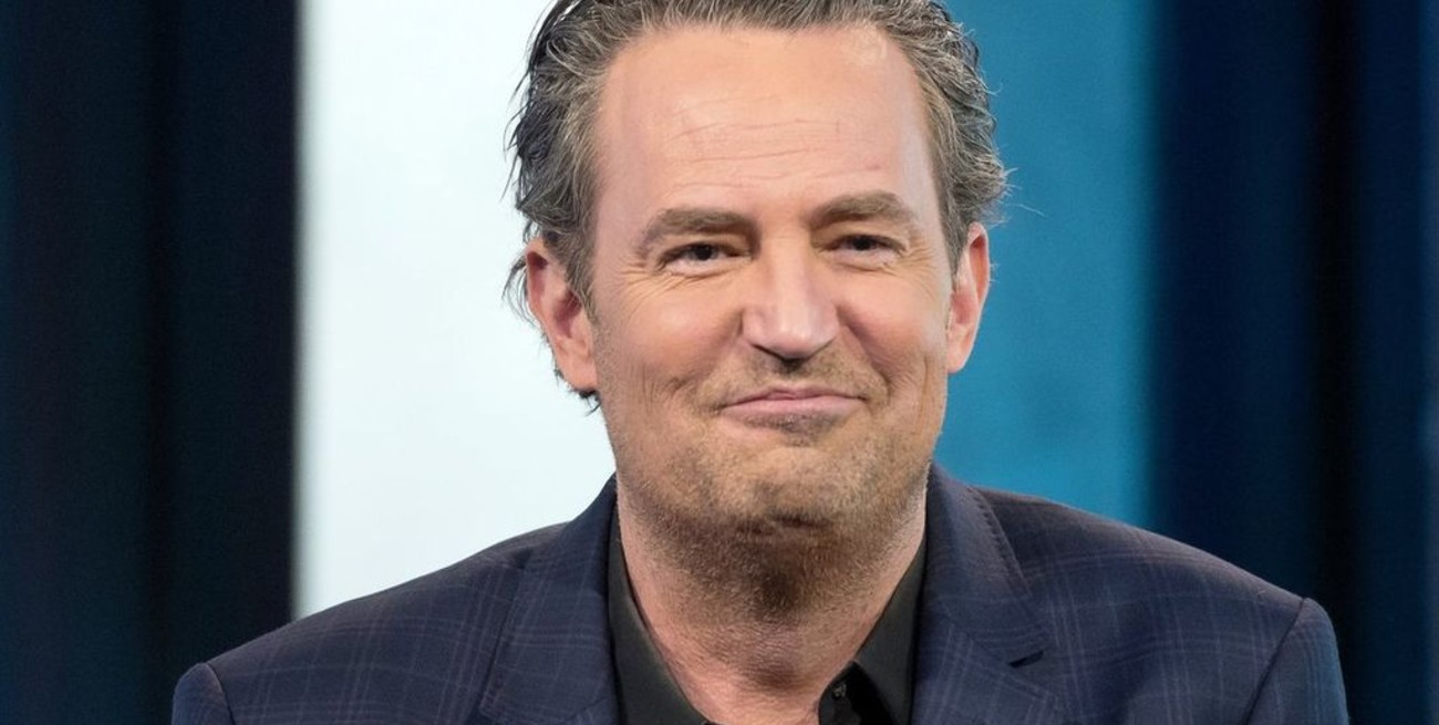 El actor Matthew Perry está internado en terapia intensiva