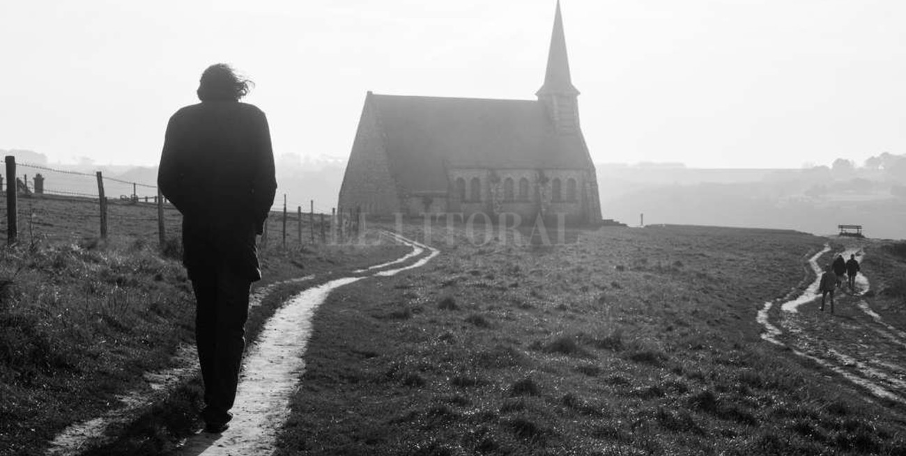 A través de espacio y tiempo