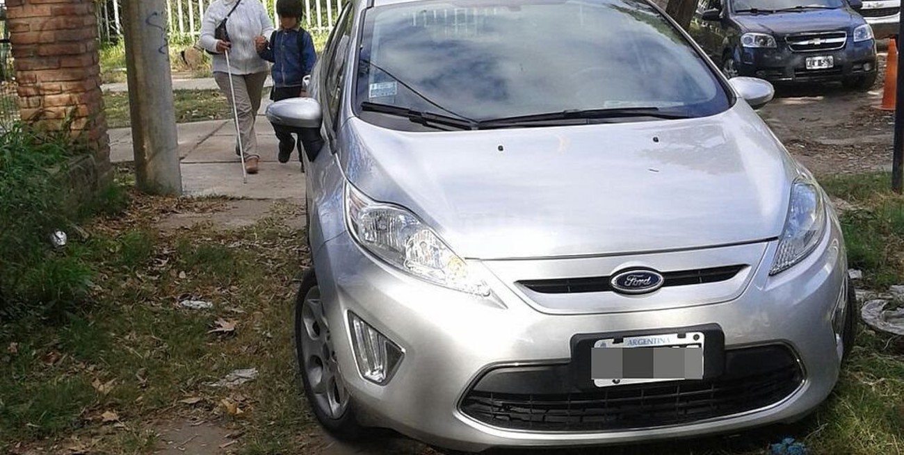 Siguen poniendo obstáculos a los alumnos de la escuela Manzitti