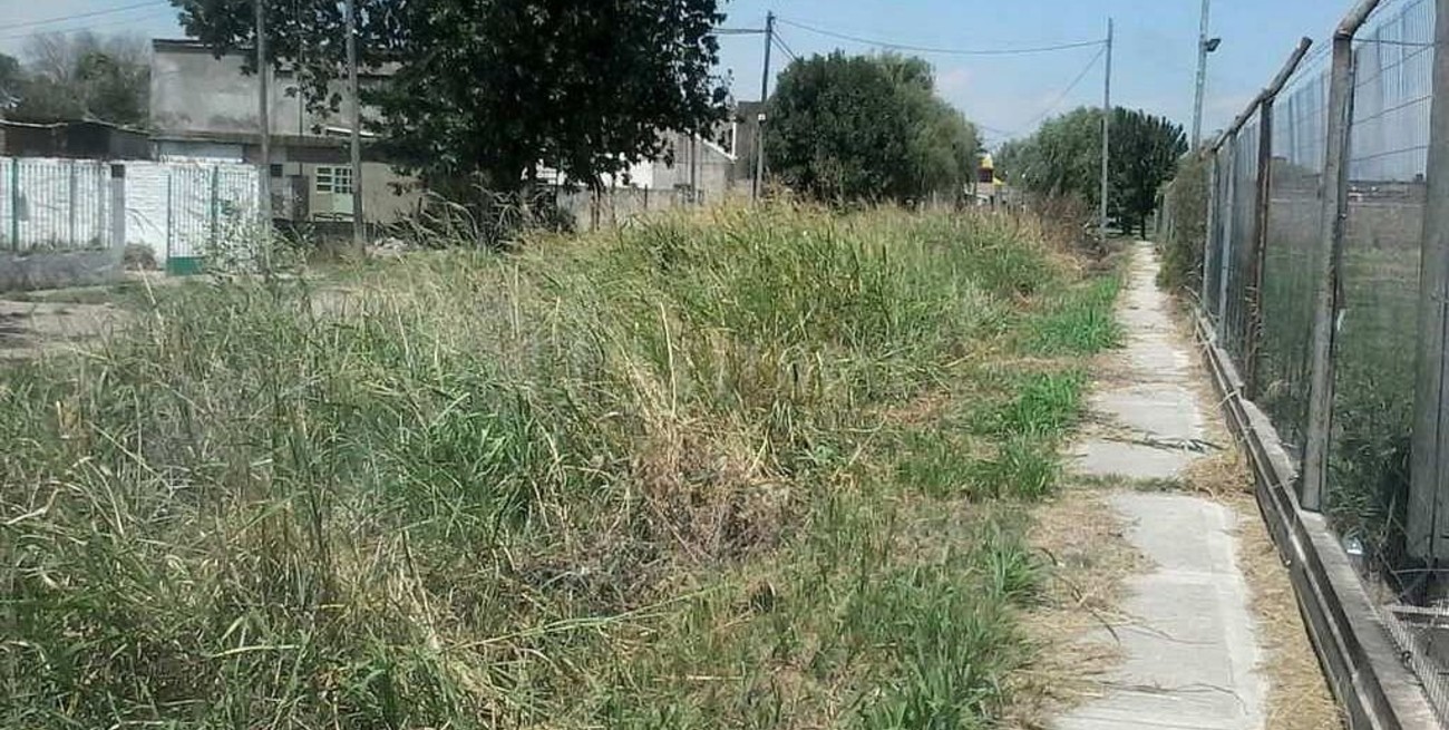 Reclamo de vecinos del barrio Las Américas