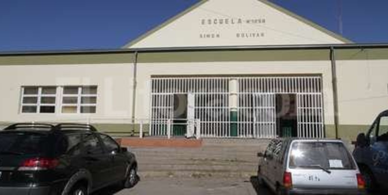 Docente asaltada dentro del aula