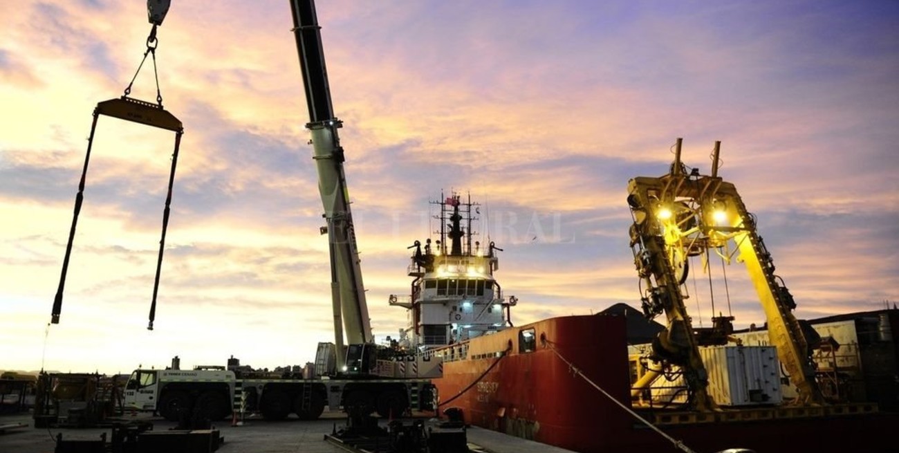 Lograron instalar un minisubmarino en un buque noruego y se suma a la búsqueda