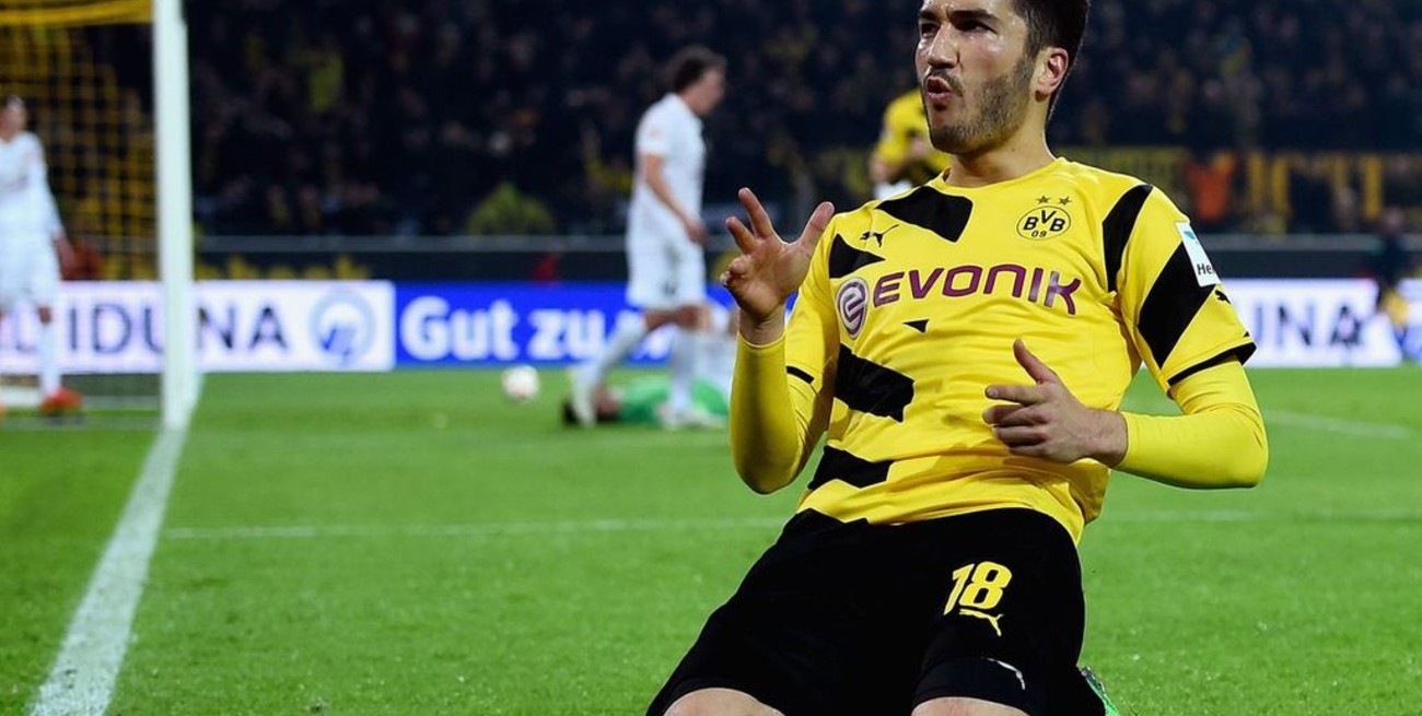 Juega en uno de los mejores clubes del mundo y fue admitido en Harvard