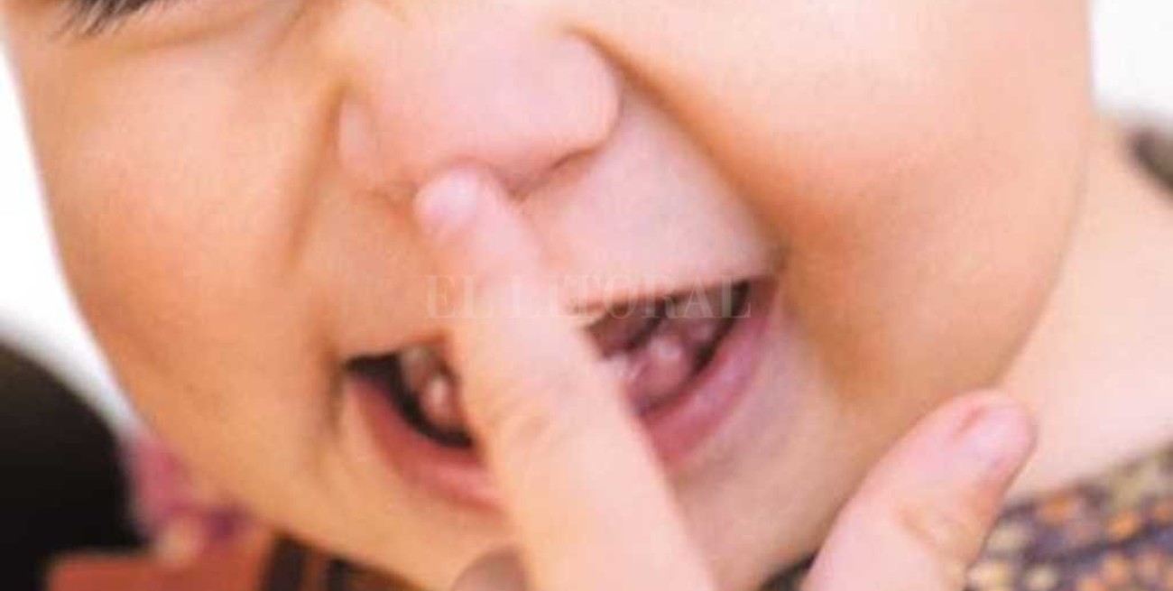 El dedo en la nariz y otros tics