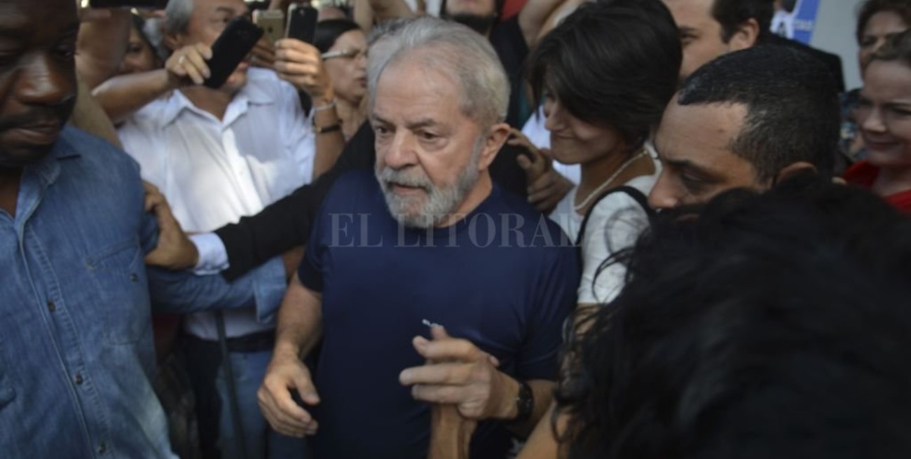 Robaron el pasaporte y otras pertenencias de Lula cuando las trasladaban sus abogados