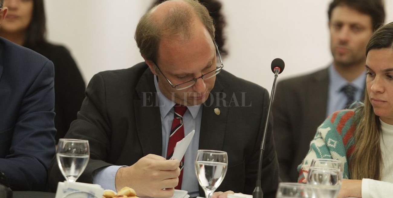 Las cuentas públicas de la provincia siguen con déficit 