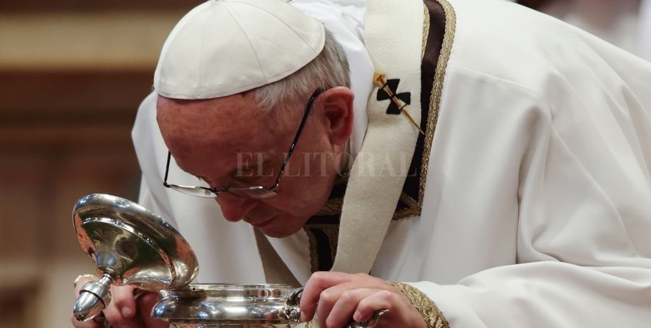 Francisco anunció que debe operarse de cataratas en 2019