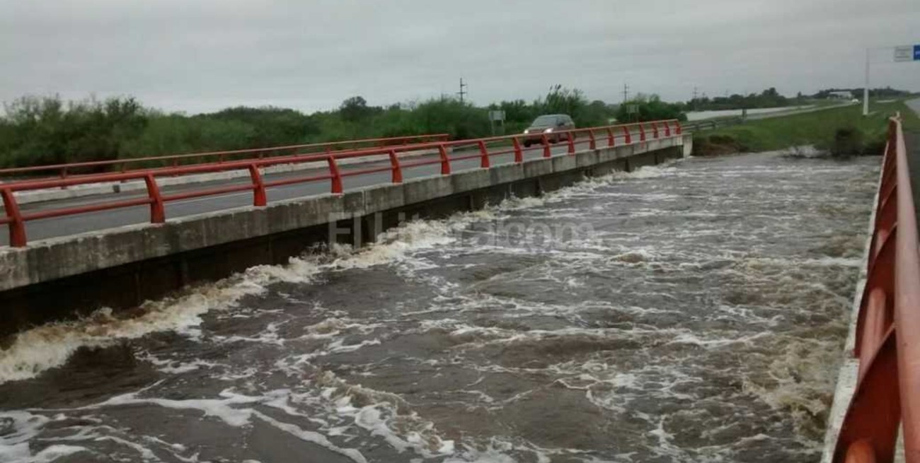 Volvieron a cortar la autopista Santa Fe - Rosario