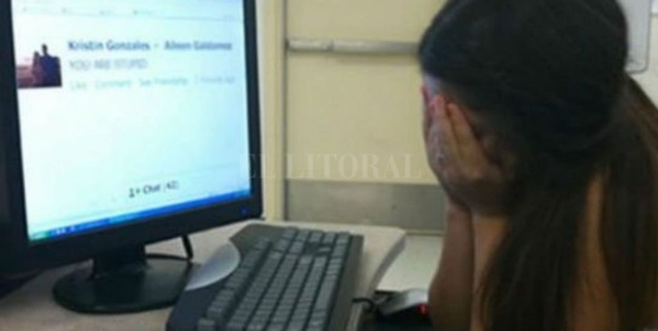 Crean un "botón antigrooming" para denunciar casos de acoso en redes sociales