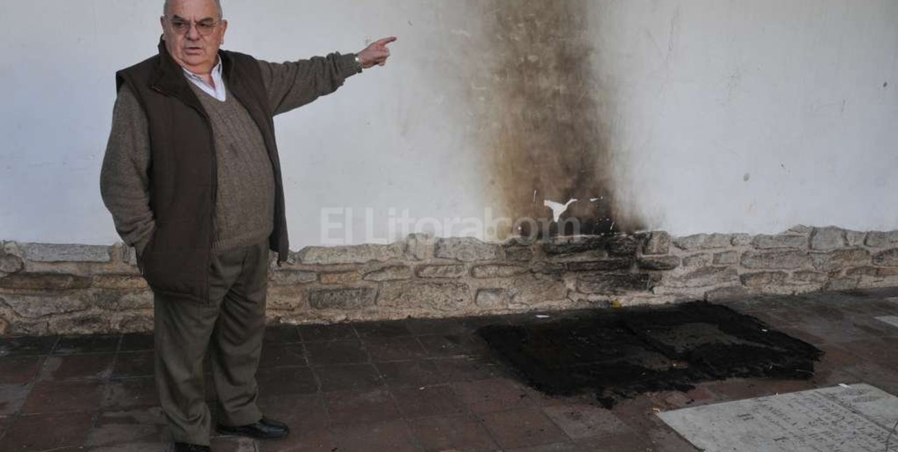 Quemaron un colchón junto a tres tumbas