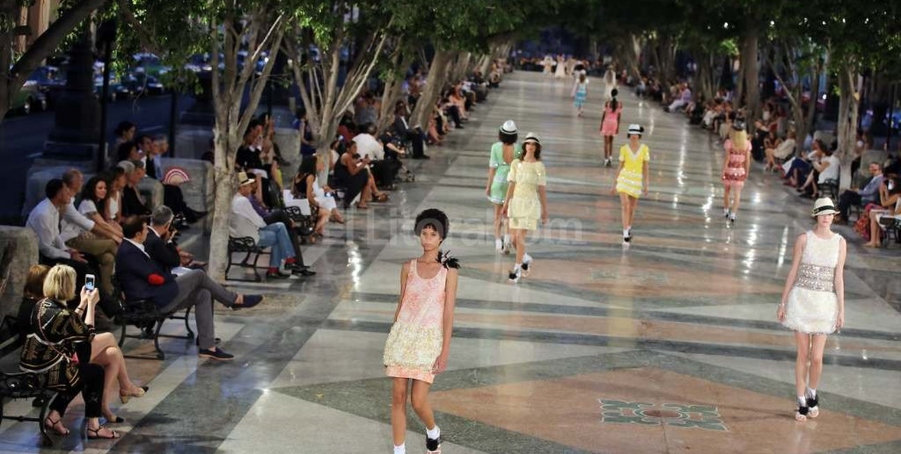 Chanel llevó el lujo a la Cuba del deshielo