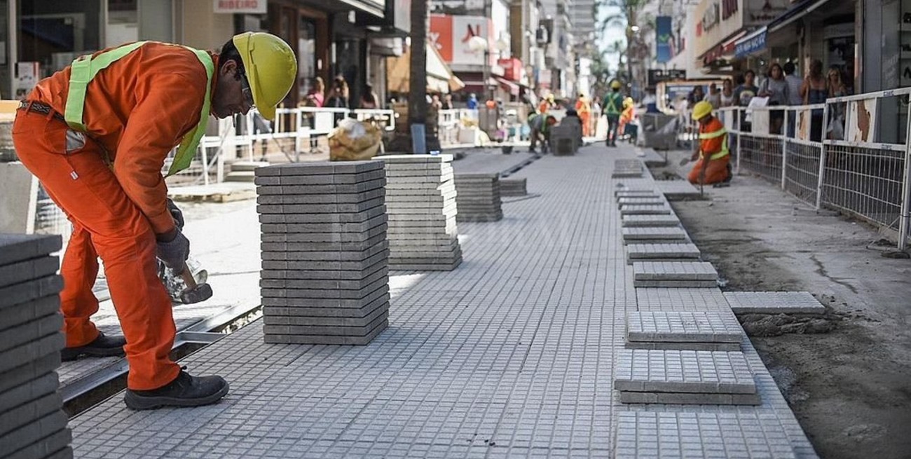 Corte y desvíos de colectivos en el microcentro durante 15 días