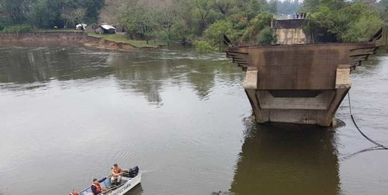 Sigue la búsqueda del hombre que cayó en el puente Guazú