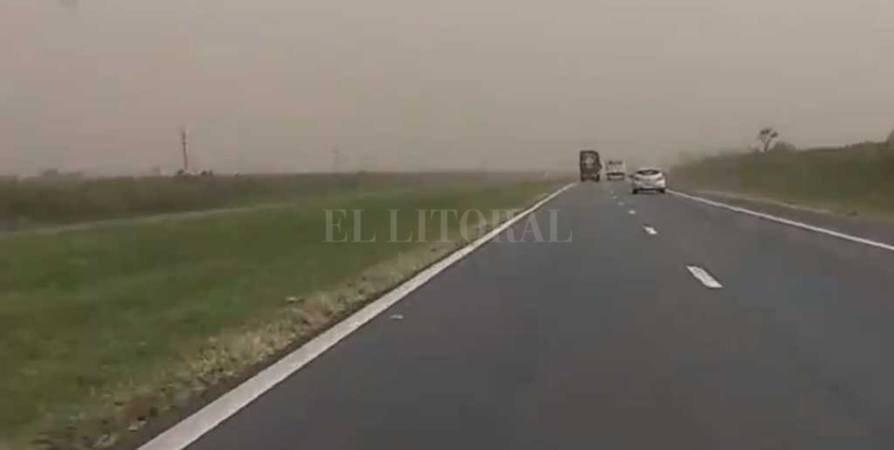 Cortaron la autopista Santa Fe - Rosario por el fuerte viento