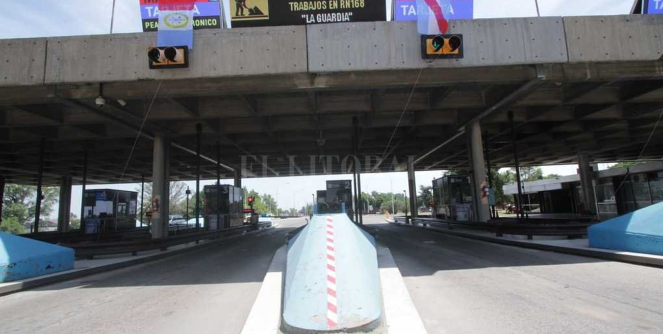 El Túnel inauguró la nueva cartelería LED en los peajes