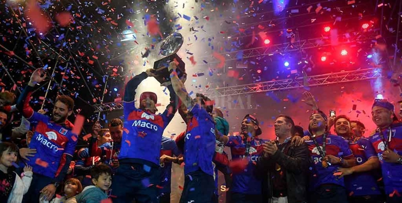 Tigre festejó a lo grande en Victoria