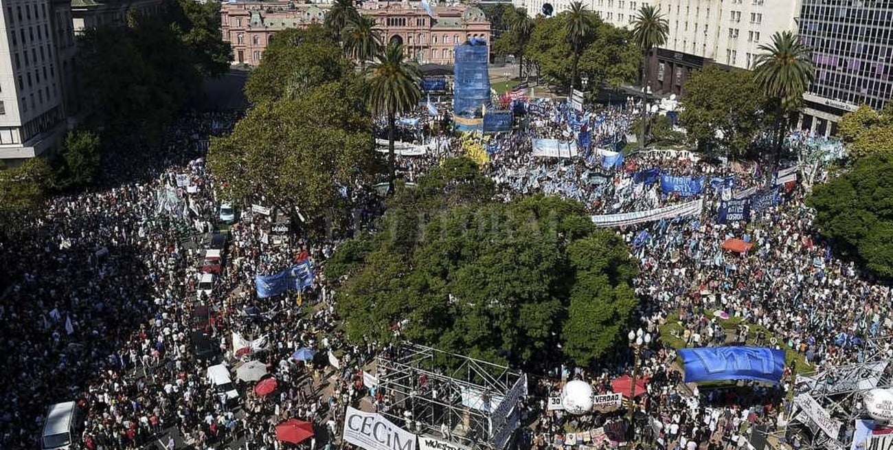 24 de marzo: De la Tragedia a la farsa