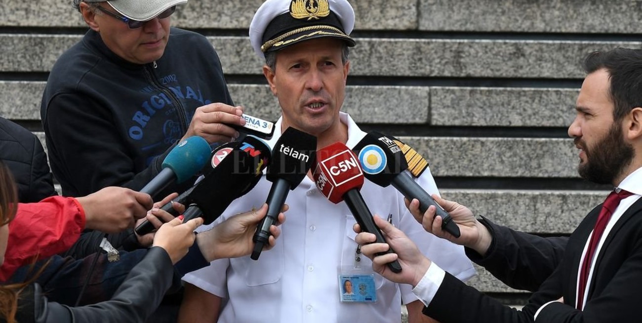 "Escuchamos un ruido en el área de búsqueda" del submarino