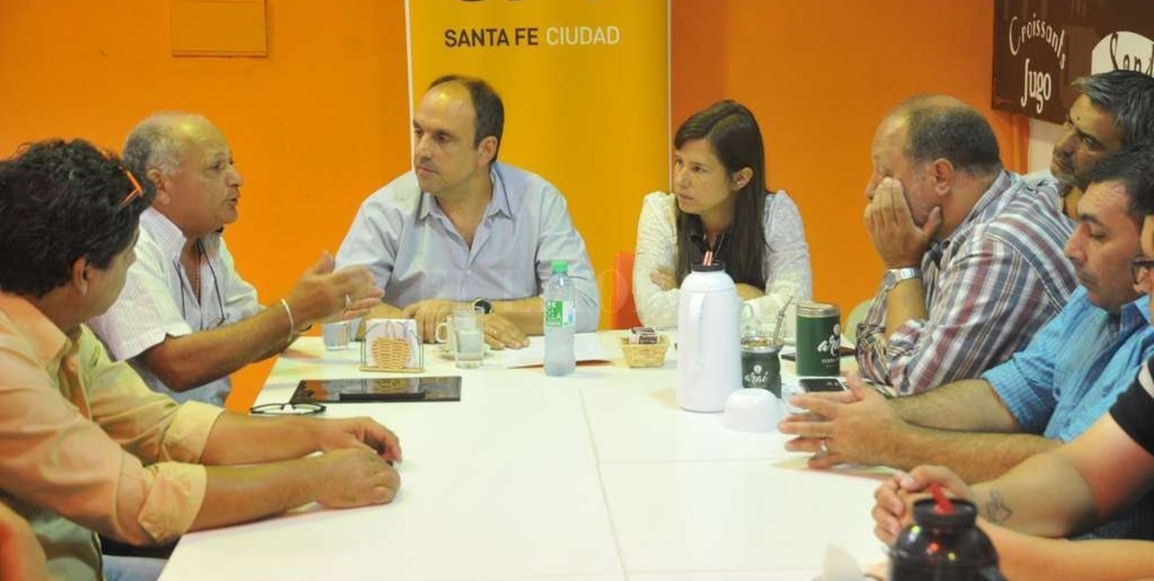 Taxis: impulsan el uso de la tarjeta para el pago