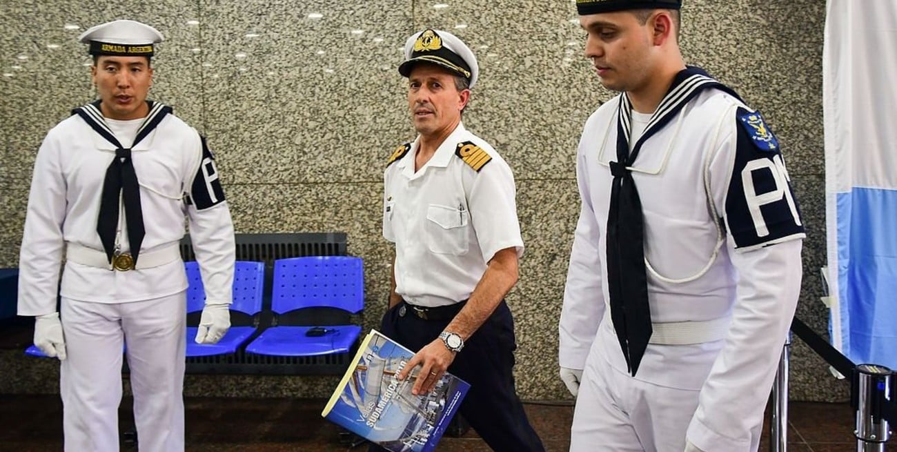 Suspendieron a dos altos jefes de la Armada