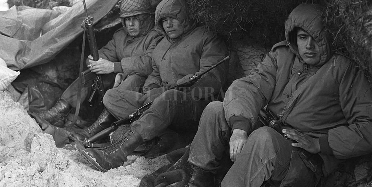 Piden la detención de 26 militares en la causa por torturas a soldados en Malvinas