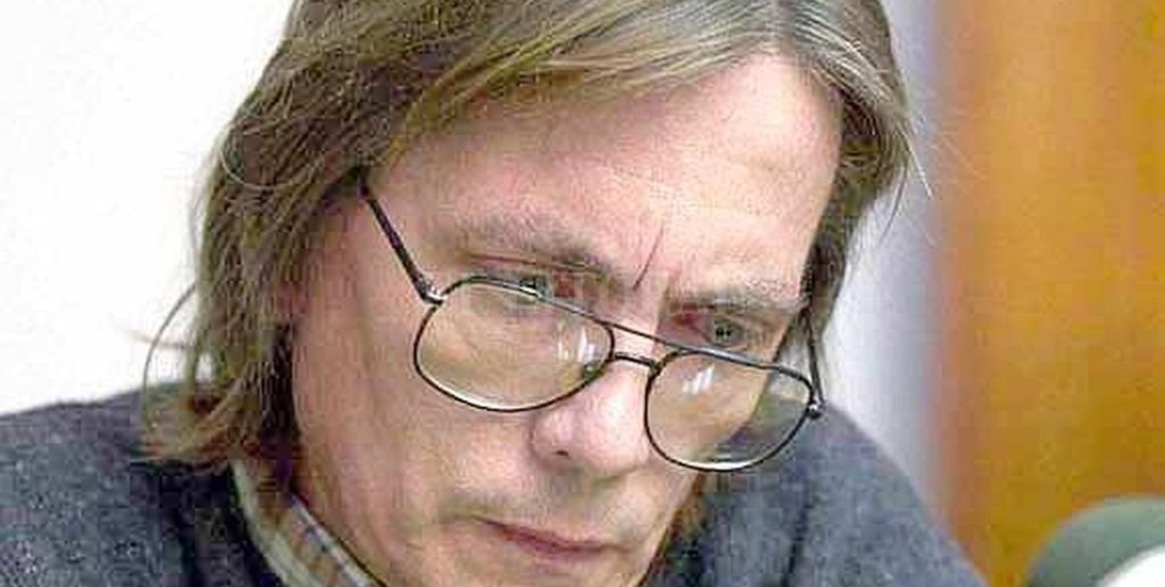 Carlos Fraticelli ahora ejercerá como abogado