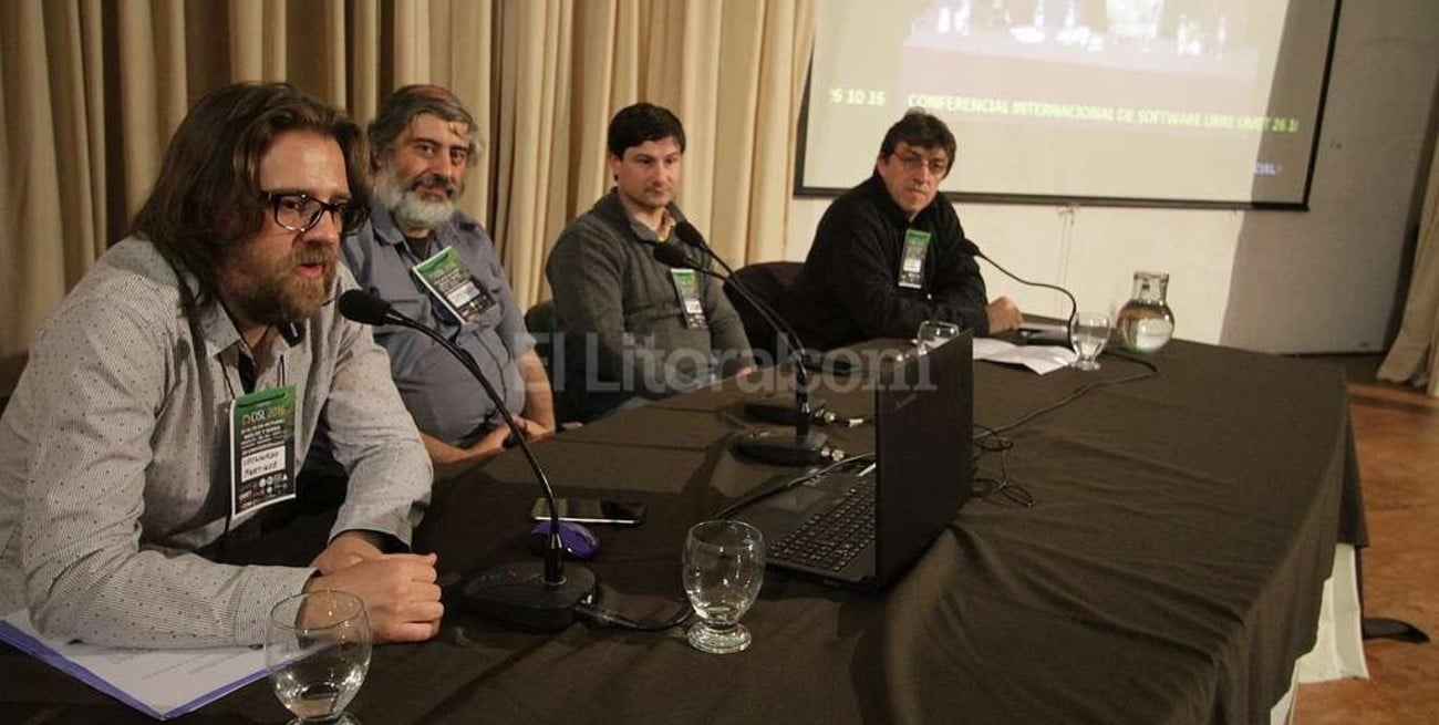 Especialistas expusieron reparos al sistema de voto electrónico