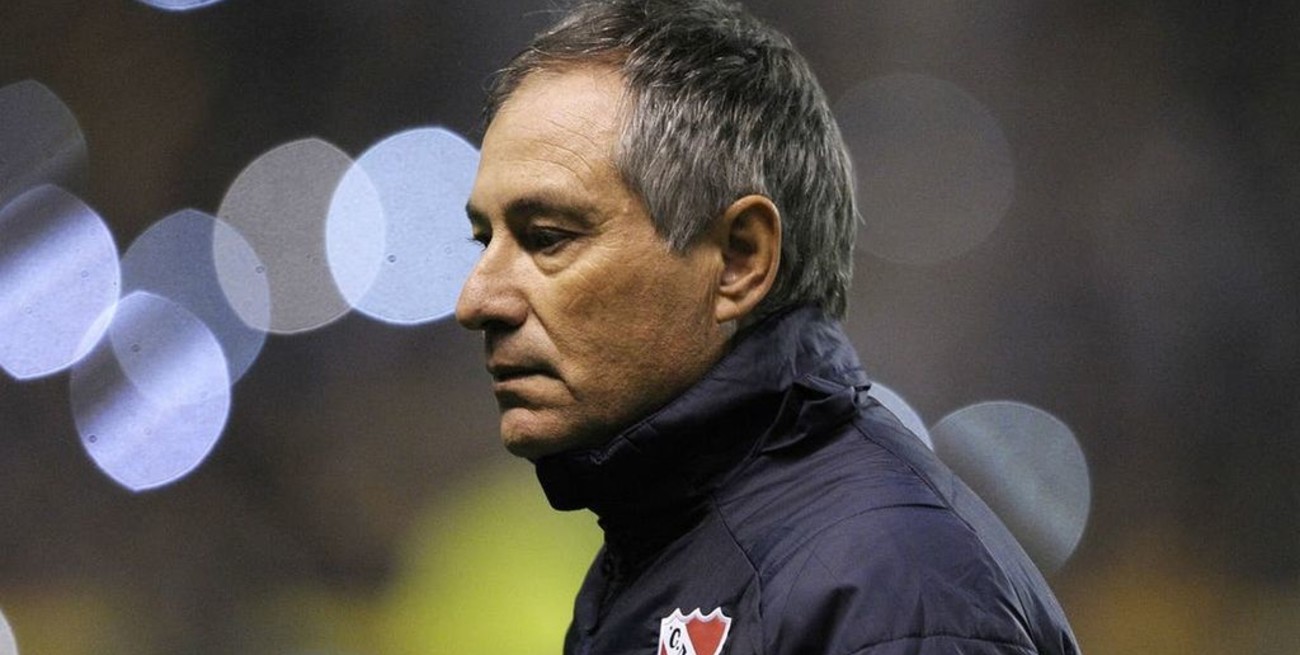 Independiente echó a Ariel Holan y suena Beccacece como reemplazante