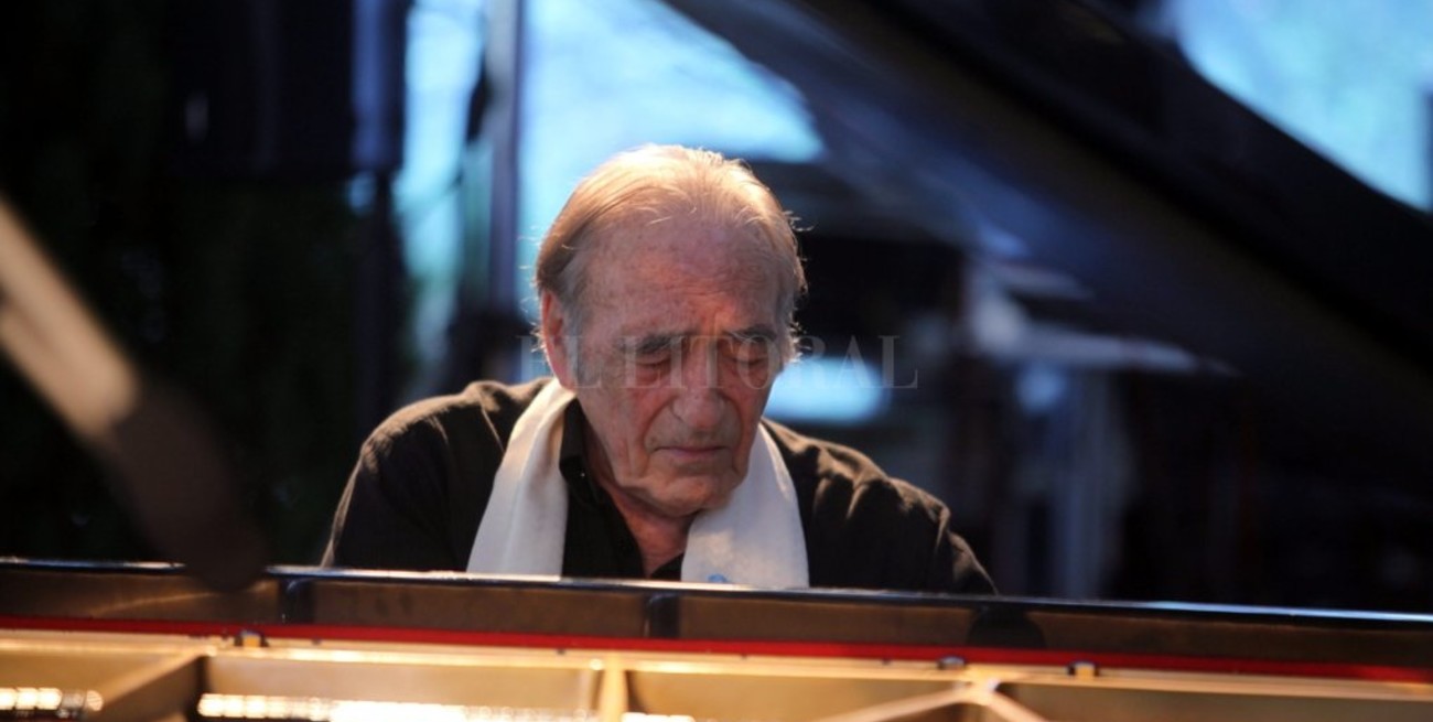 Miguel Ángel Estrella dará una charla y un concierto