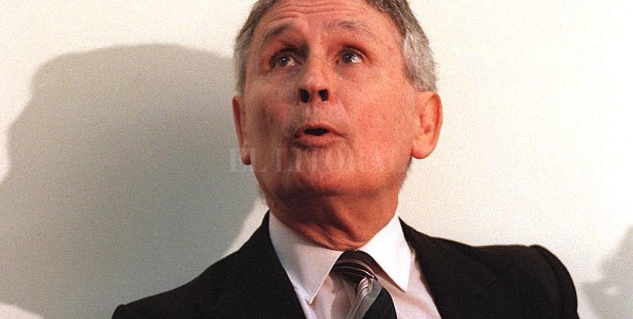 En medio de reclamos a gritos, Etchecolatz comenzó a enfrentar un nuevo juicio por delitos de lesa humanidad