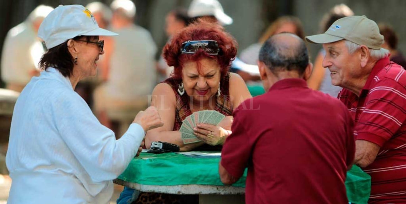 Prorrogaron la devolución de IVA a jubilados y beneficiarios de planes sociales