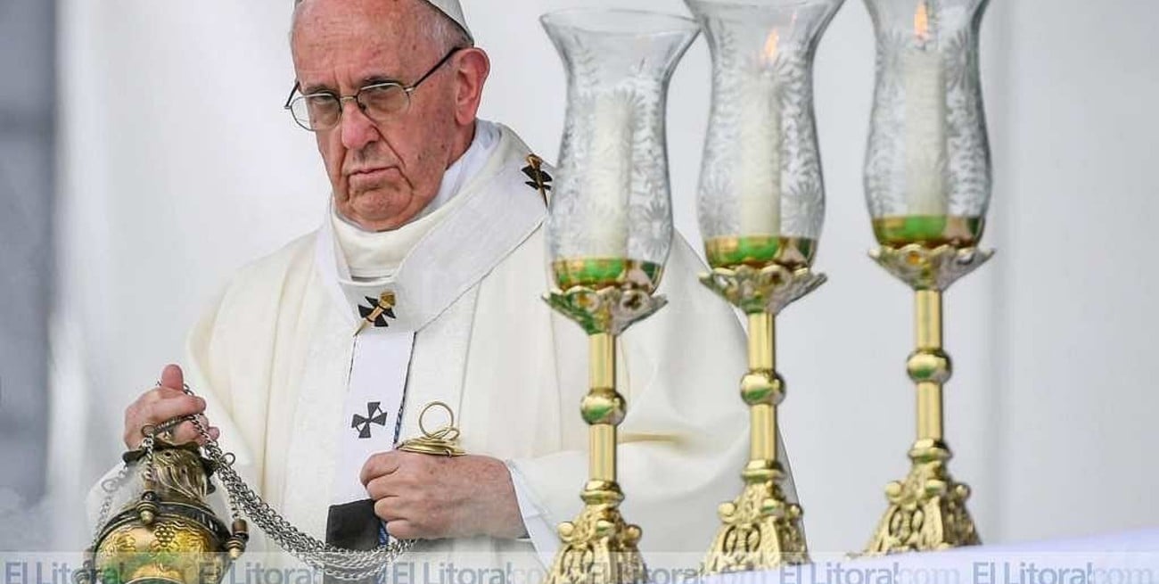 A través de una carta acusan al Papa de facilitar siete herejías