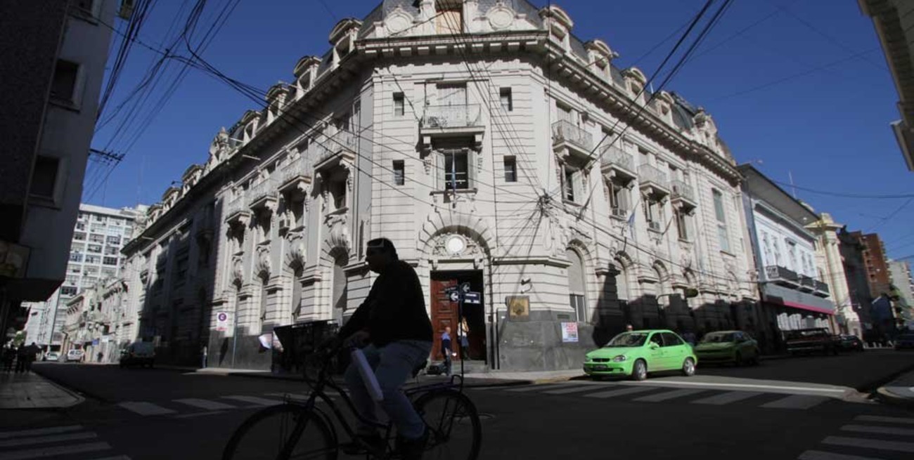 Sin bancos hasta el miércoles