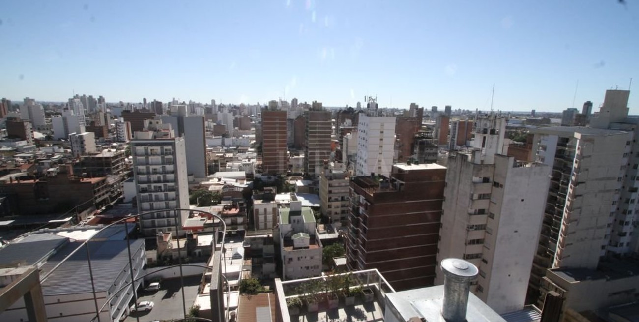 Cielo mayormente despejado y leve ascenso de temperatura este martes