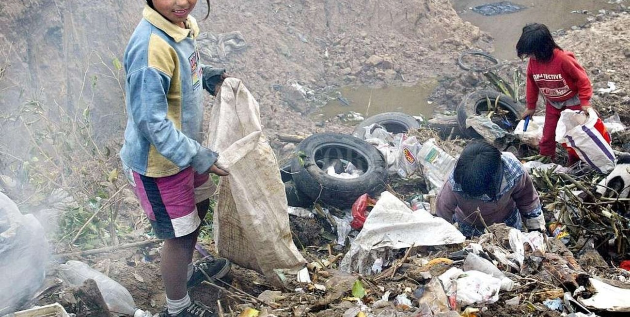 Hay 12,5 millones de pobres en la Argentina