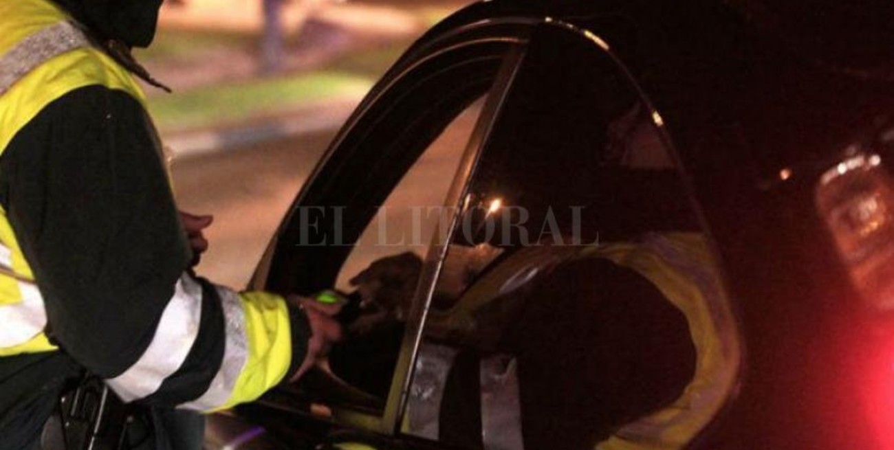 Mendoza: detenido por conducir ebrio, tiene 14 años