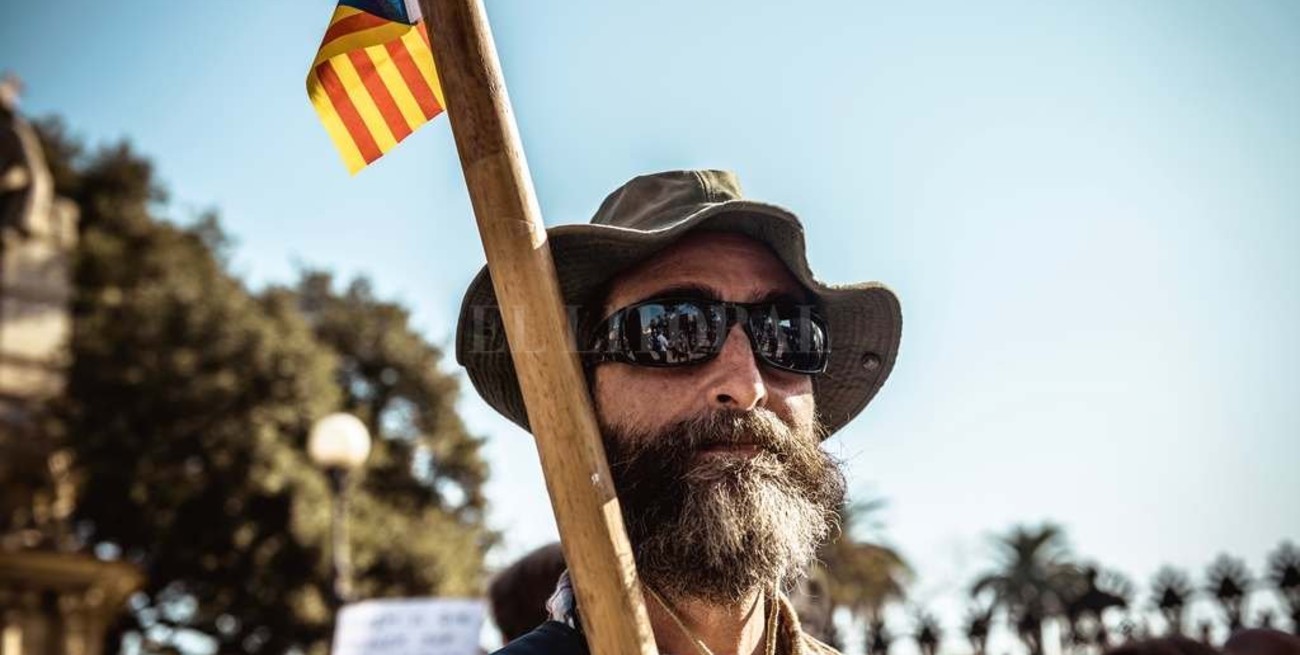 Parlamento catalán aprobó la independencia