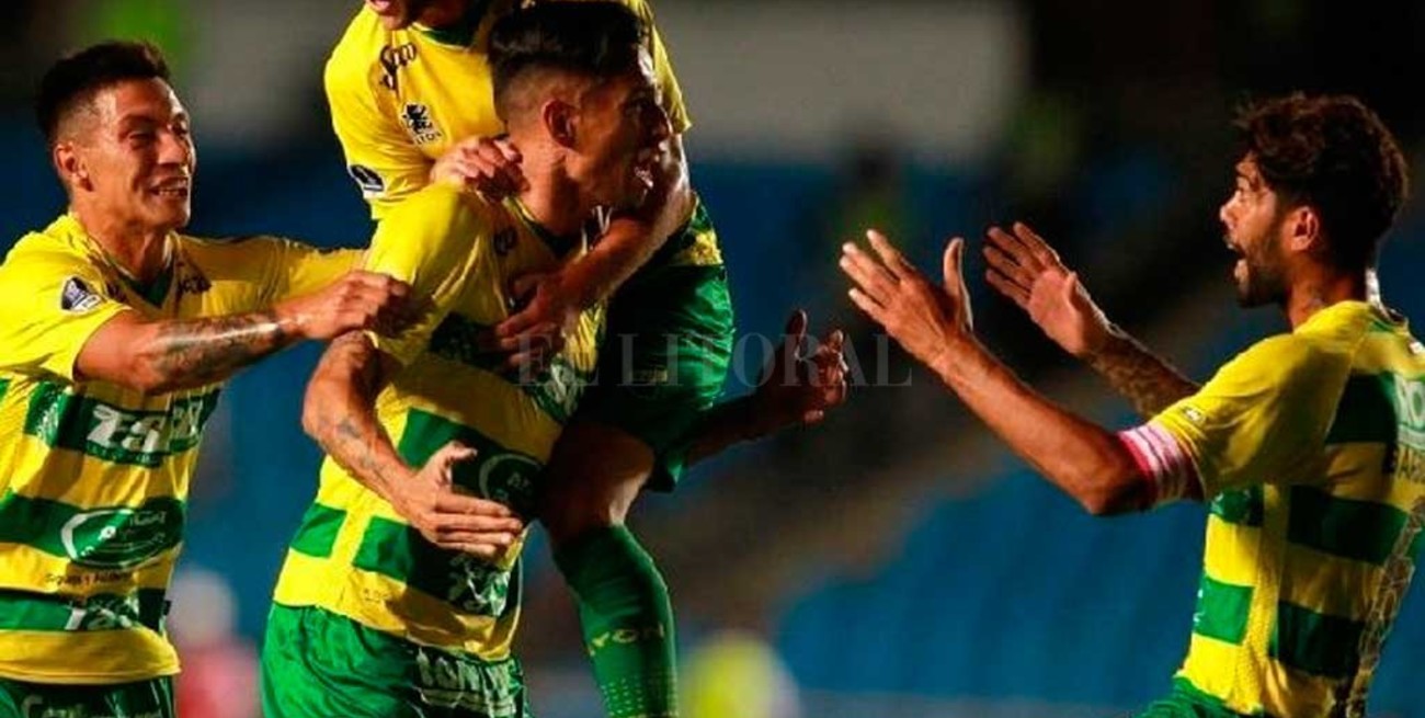 Defensa y Justicia se mide con Arsenal para asegurar su lugar en la Copa Sudamericana