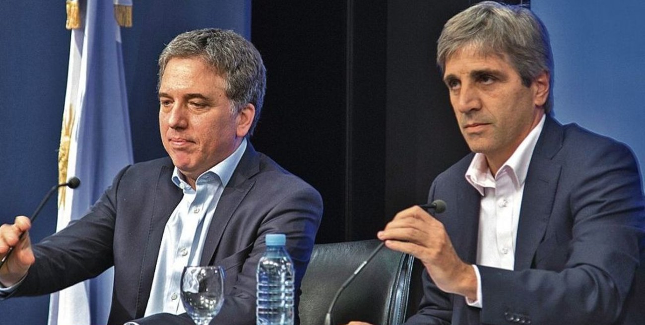 El gobierno aplicará nuevas medidas para limitar la suba del dólar