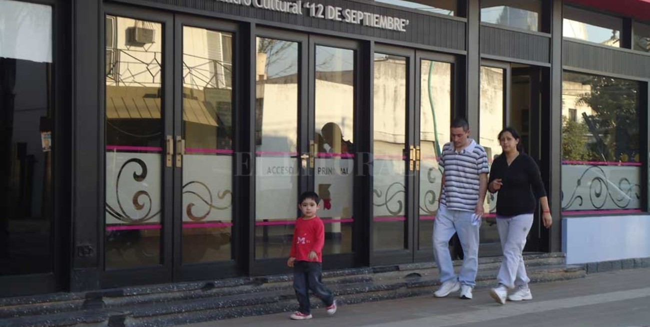 Centro Cultural: las butacas serán reemplazadas por sillas movibles 