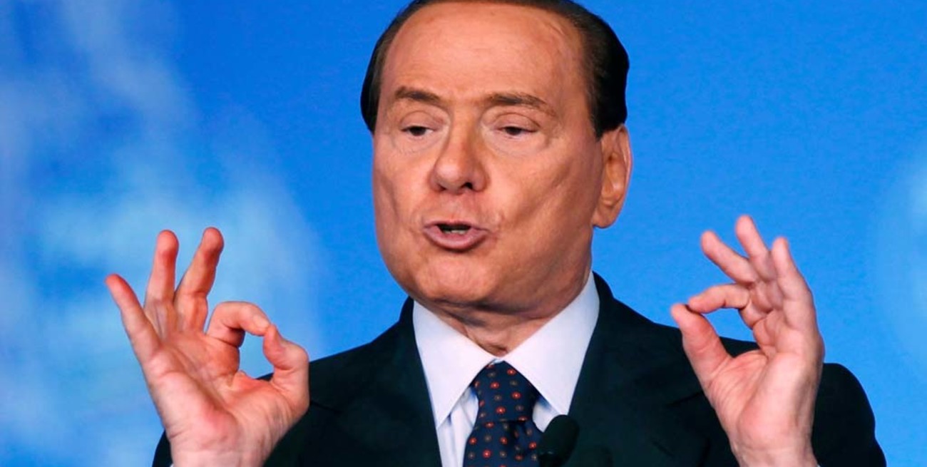 Berlusconi deja abierta la puerta para que Italia tenga una segunda moneda sin salir del Euro