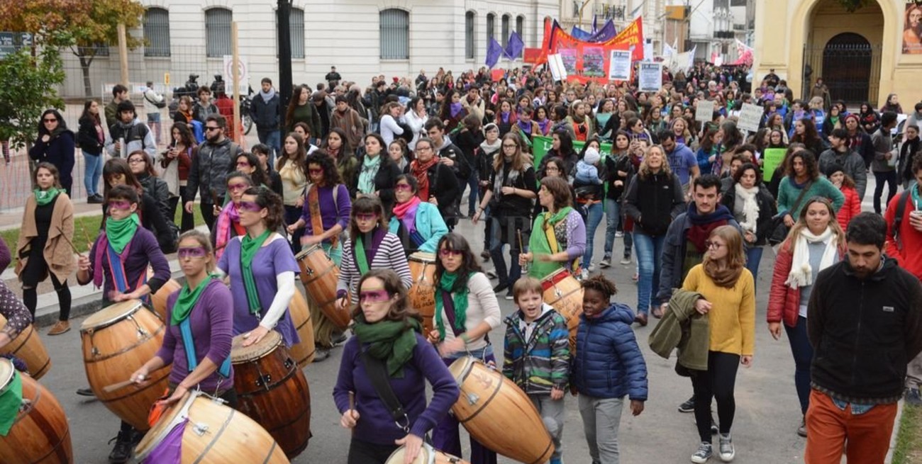 En 2017 hubo dos femicidios por cada mes en la provincia